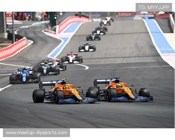 F1赛季最新动态：红牛车队表现强势 迈凯伦迎来技术突破