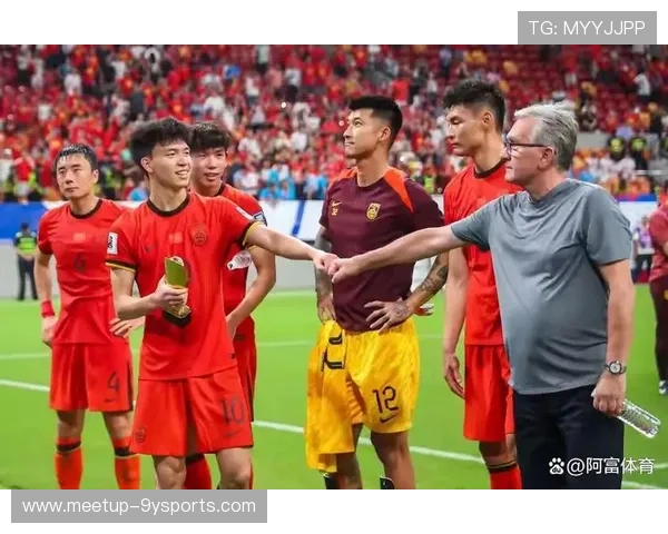 中国足球队备战世界杯预选赛 新帅公布阵容 强势冲击2026年世界杯决赛圈