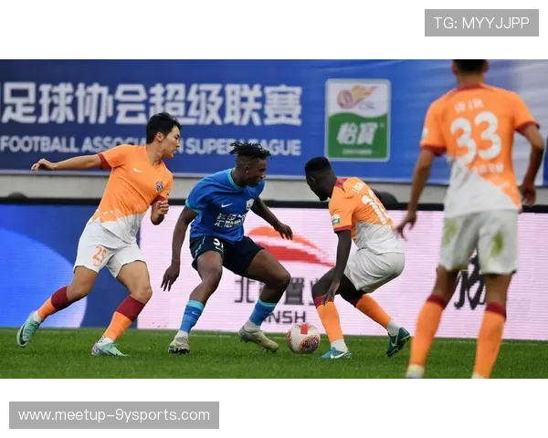 柏林联近期阵容调整与战术革新引发球迷热议俱乐部未来走势分析深